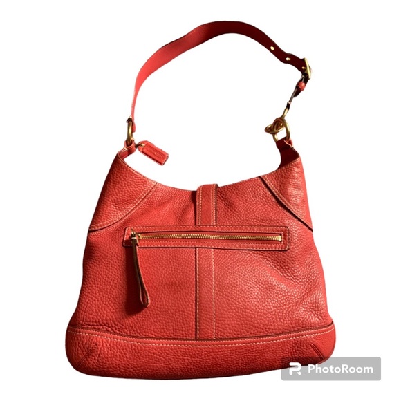 Coach Vintage Hamptons Pebble Leather Shoulder Bag - Picture 2 of 8